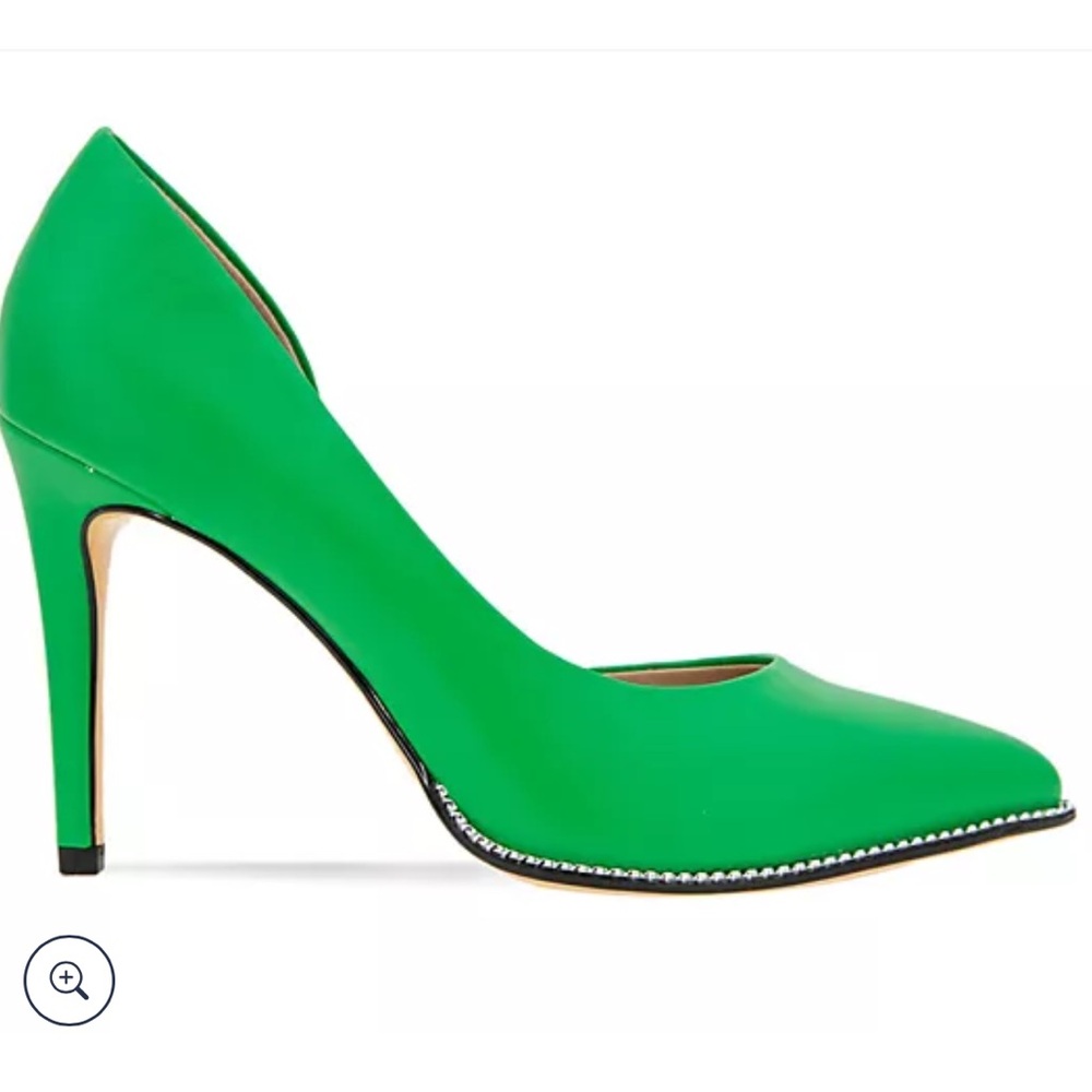 BCBGeneration Pointy Toe Pump - Harnoy in Kelly Green size 6